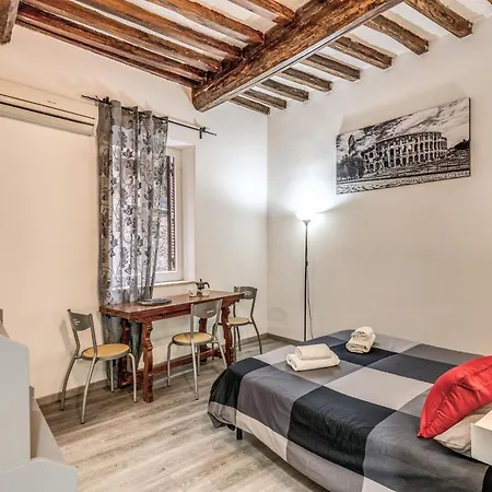 Apartment Monti Forum *