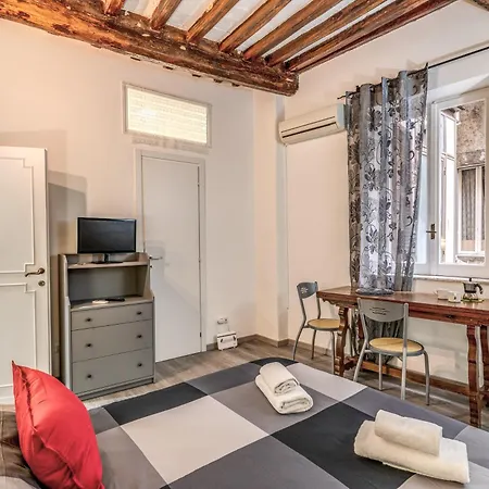 Monti Forum Apartment